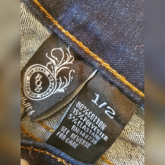 BRAND NEW Fashion Nova Jeans Size 1 or 2 - 1/2 - Picture 3 of 4